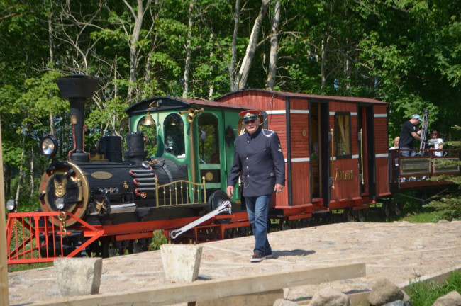 Ārlava wooden train